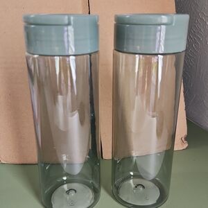 Heritage Green Plastic Water Bottle with Screw Lid